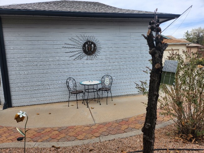Building Photo - 422 1/2 Prospectors Point