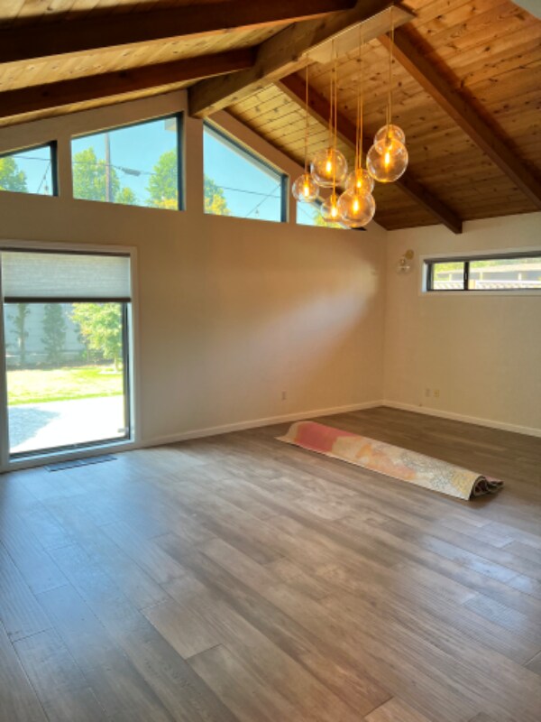 Building Photo - 419 Okeefe St