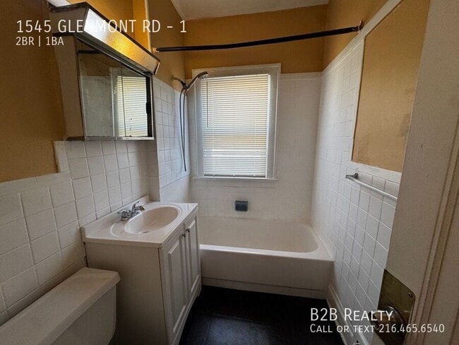 Building Photo - 1545 Glenmont Rd