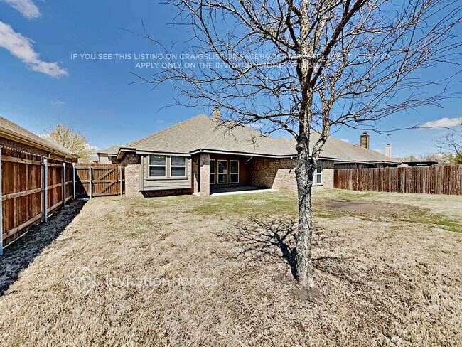 Building Photo - 1639 St Croix St