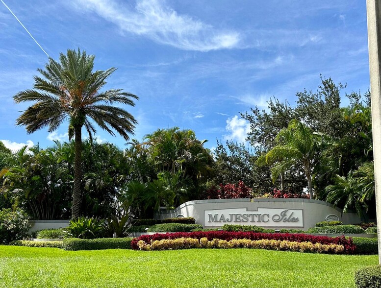 Building Photo - 5791 Island Reach Ln