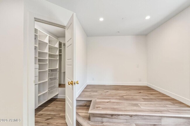 Building Photo - 9046 N 28th St