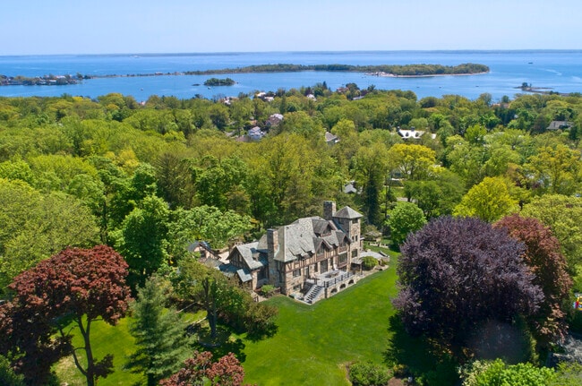 Building Photo - 47 Carriglea Dr