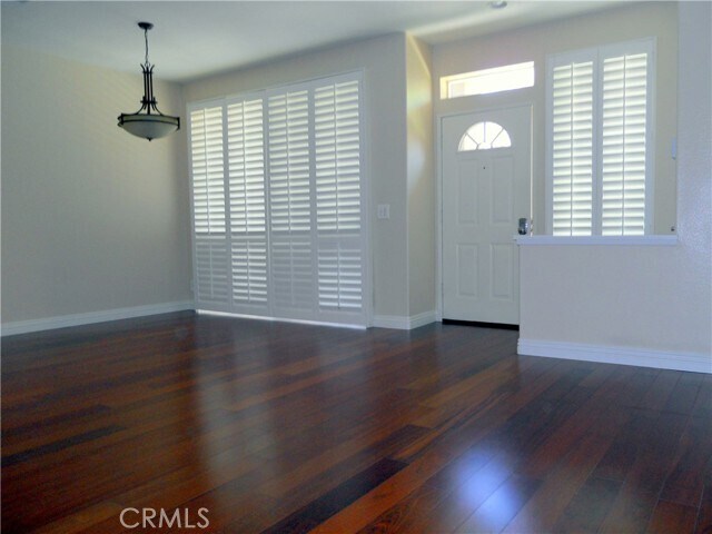 Building Photo - 1121 S Positano Ave