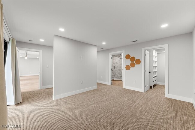 Building Photo - 1890 Bald Eagle Dr