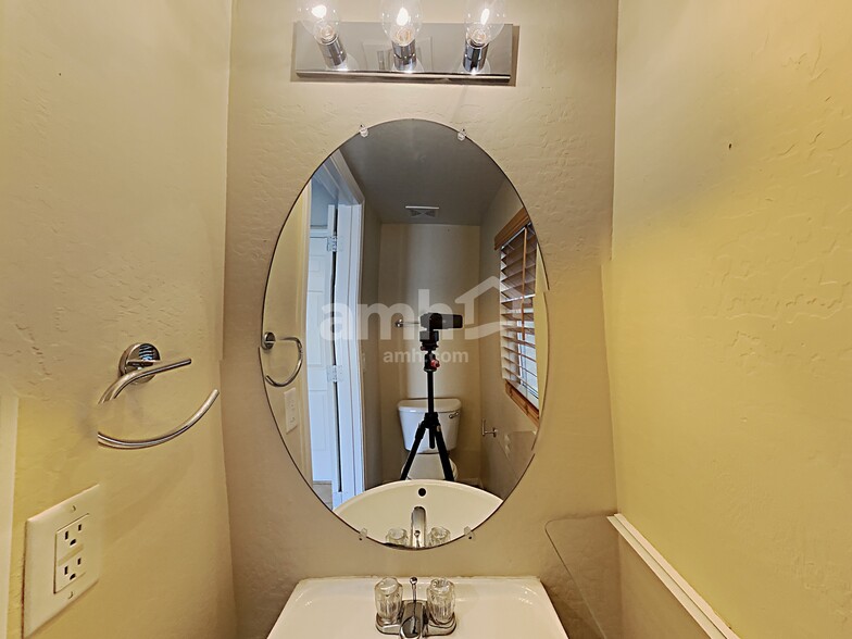 Building Photo - 22312 W La Pasada Blvd