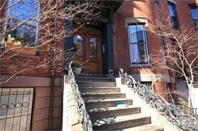 Building Photo - 43 E Springfield St