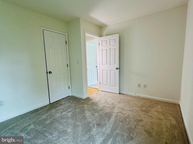 Building Photo - 640 Oakland Hills Dr