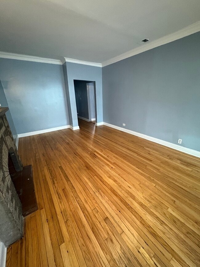 Building Photo - 4147 W Arthington St