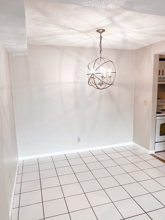 Building Photo - 68 N Washington St