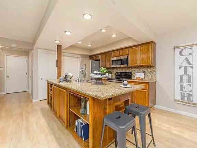 Building Photo - Gorgeous 3 Bedroom in Desired Park West Community