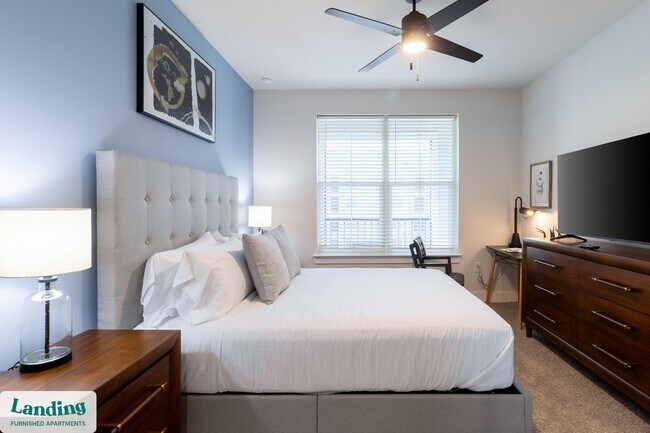 Building Photo - 435 Encore Way