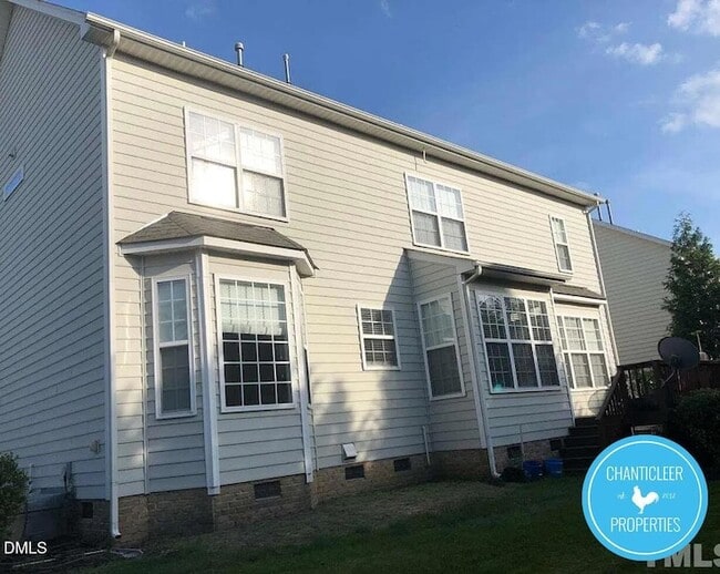 Building Photo - 200 Elmhaven Way