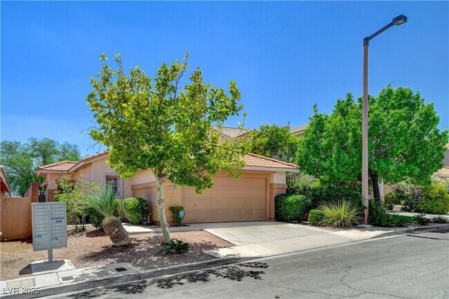 Building Photo - 11125 Gateview Ln