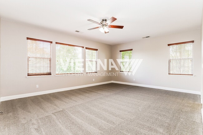 Building Photo - 836 Spotted Pony Ln