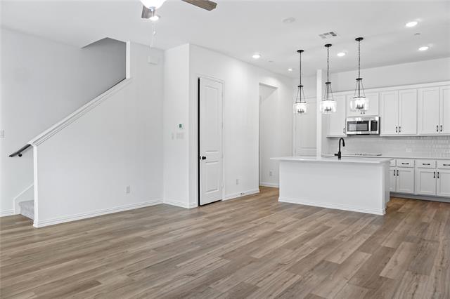 Building Photo - 630 Blue Rdg Dr