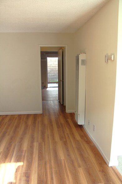 Building Photo - 715 S Webster Ave