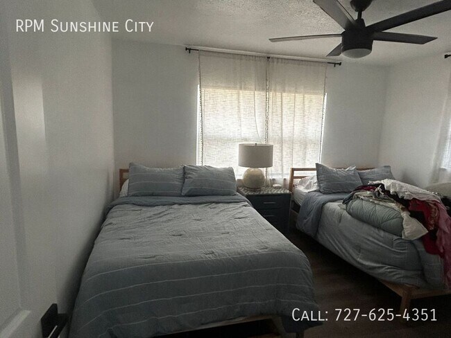 Building Photo - 4738 38th Ave N