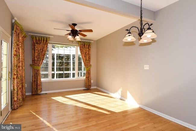 Building Photo - 43265 Morven Square