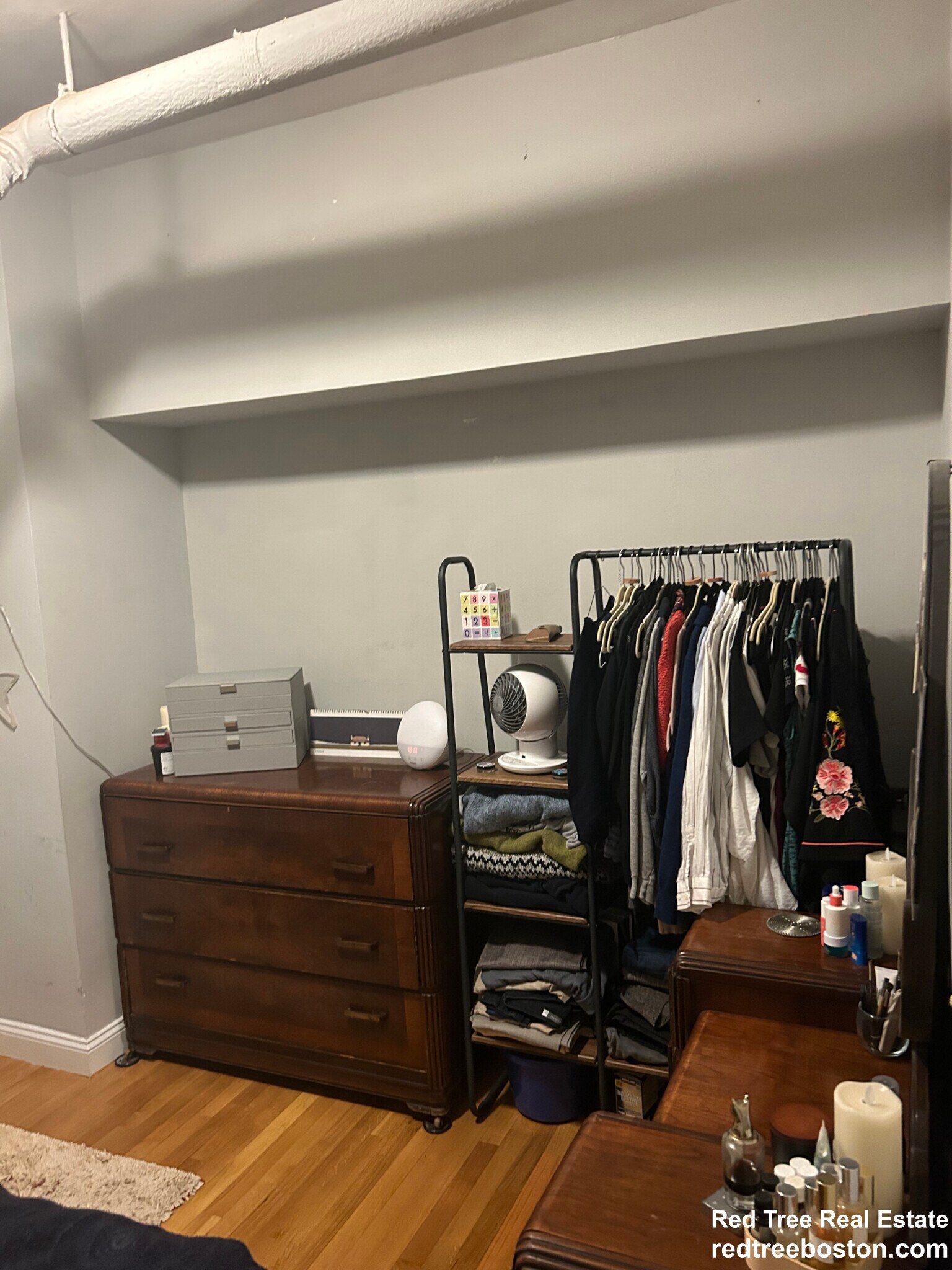 Building Photo - 583 Beacon St