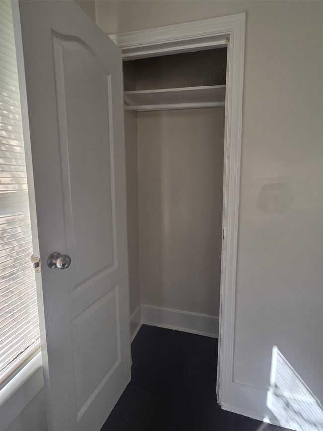 Building Photo - 114 Canton St