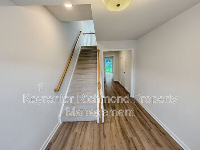 Building Photo - 1404 Whitehurst Way
