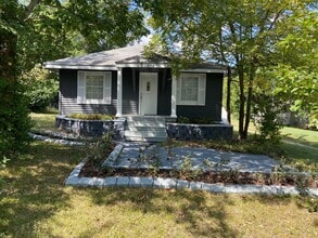 Building Photo - Single Family Home in Branson