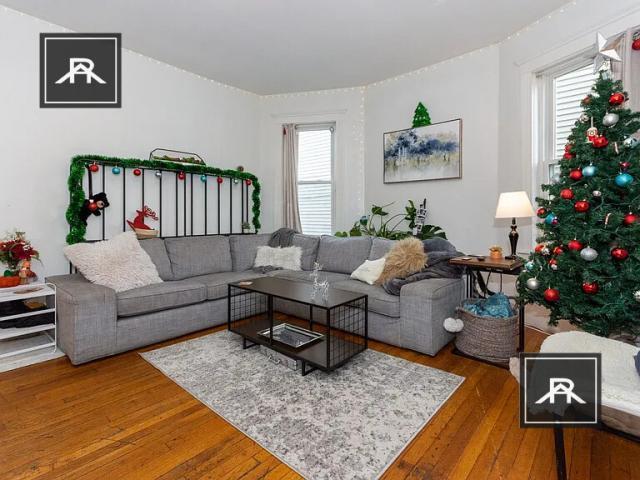 Building Photo - 4 bedroom in Allston MA 02134
