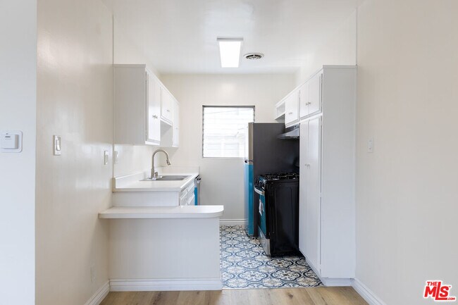 Building Photo - 1295 Federal Ave