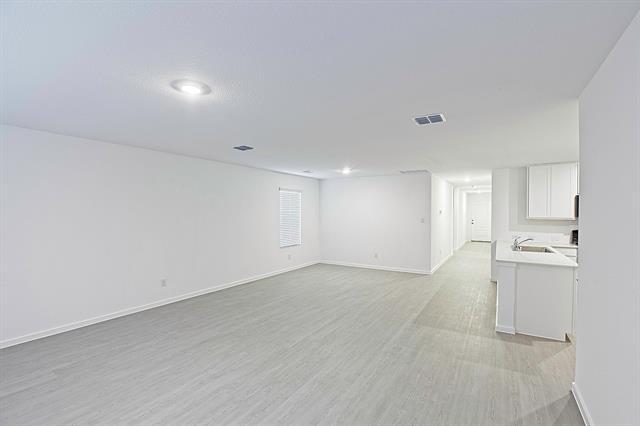 Building Photo - 1937 Ventasso Blvd