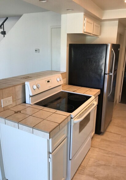 Building Photo - 33550 Rancho Vista Dr