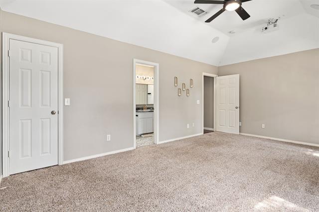 Building Photo - 5997 Sandhill Cir