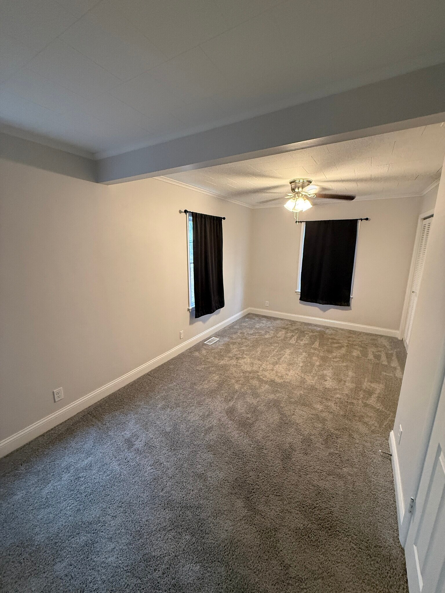 Building Photo - 3212 S Palmer St