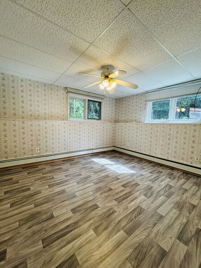 Building Photo - 3273 Cache Way