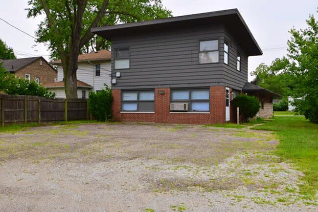 Building Photo - 1309 McKinley Ave