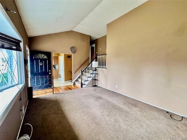 Building Photo - 5 Eagle Ln