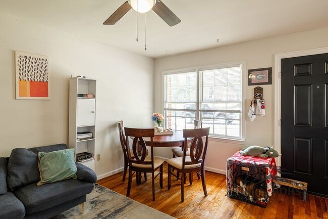 Building Photo - 2021 S Lumpkin St