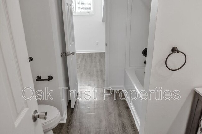 Building Photo - 4407 Great Oak Dr