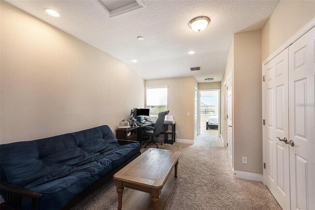 Building Photo - 9152 Fox Sparrow Rd