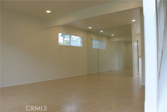 Building Photo - 73 Fox Hollow