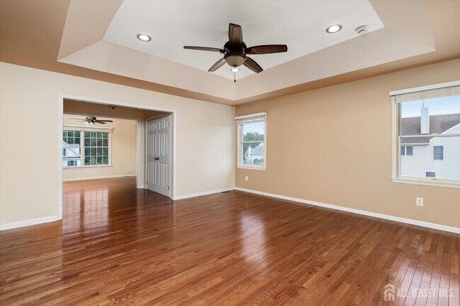 Building Photo - 15 Meadowlark Dr