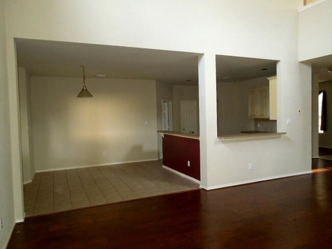 Building Photo - 3234 Brook Arbor Ln