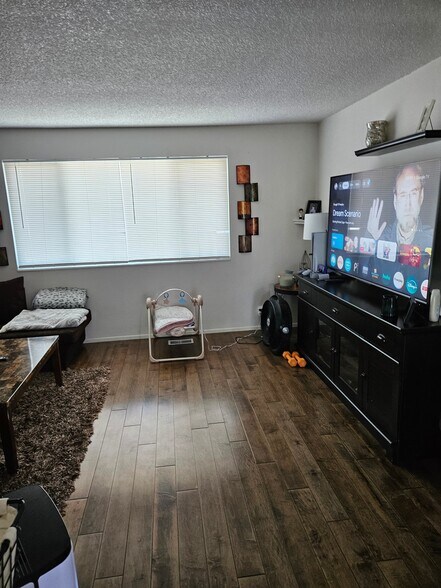 Building Photo - 5662 China Clay Dr