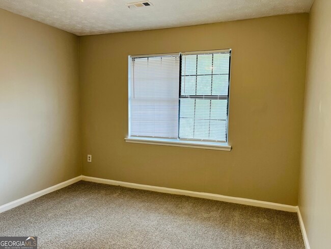 Building Photo - 149 Appleton Blvd