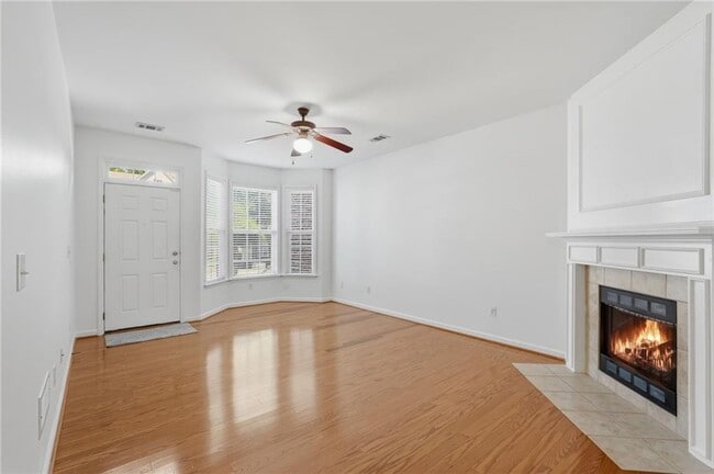 Building Photo - 368 Grayson Way