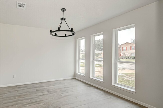 Building Photo - 2330 Grindstone Ln