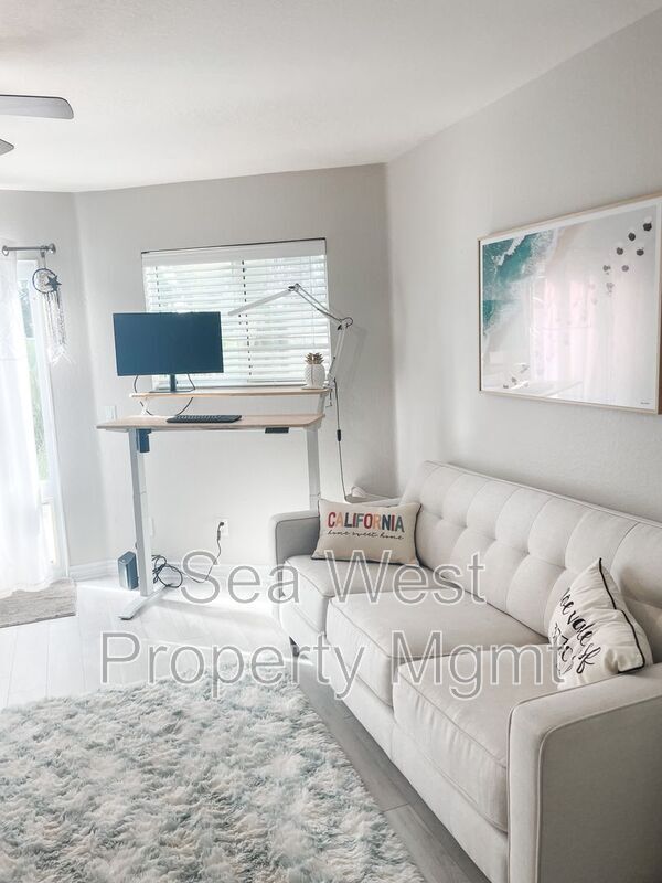 Building Photo - 534 Summer View Cir