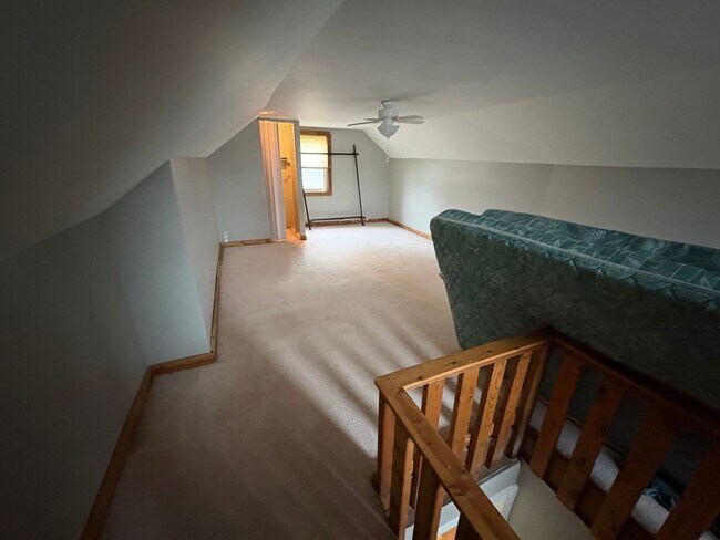 Building Photo - 35 N Broadleigh Rd