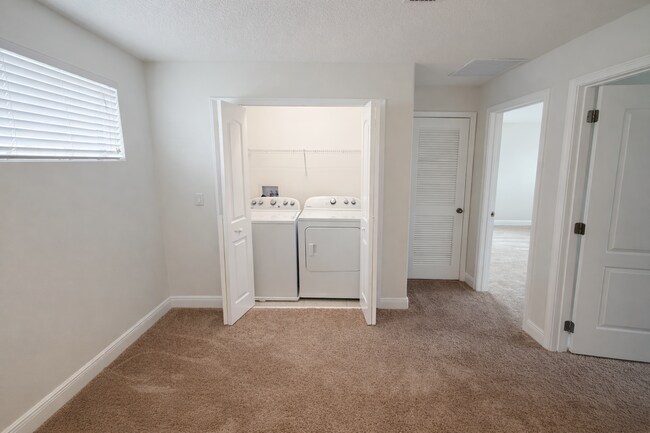 Building Photo - 202 Brooke's Pl