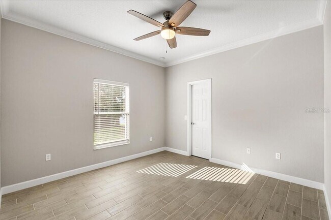 Building Photo - 2580 Channel Way